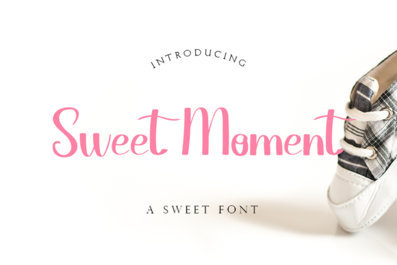Sweet Moment: A Refined Script Font for Digital Branding
